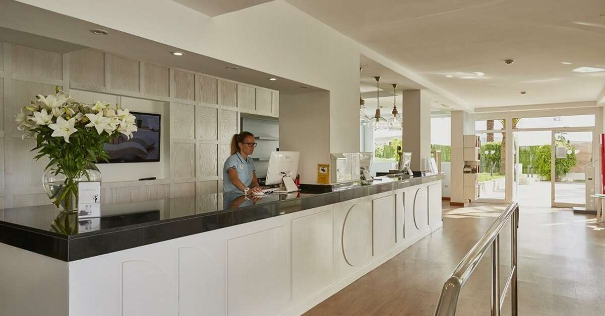 Een foto van het interieur van Hotel Coral Ocean View