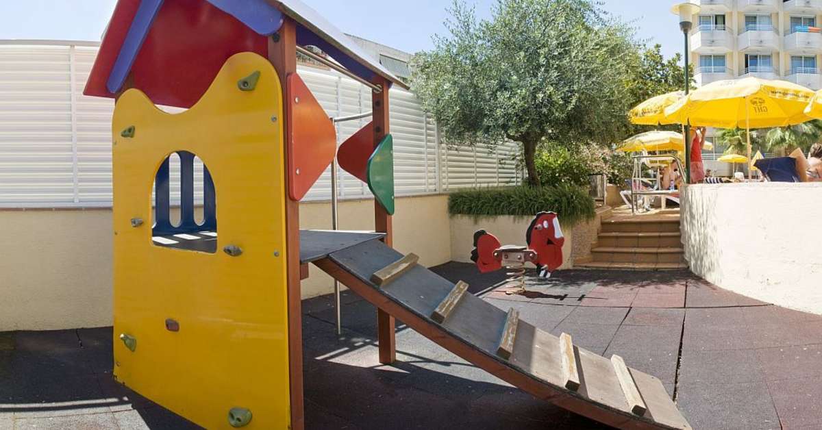 Een foto van Hotel GHT Oasis Tossa