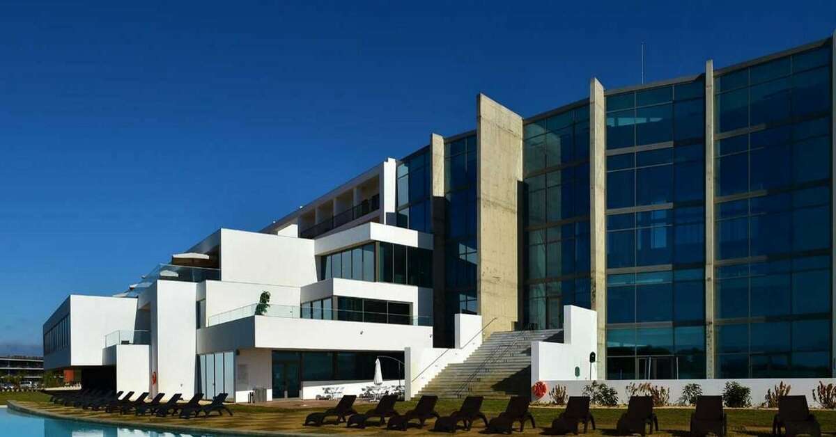 Een foto van een overzicht van Algarve Race Hotel & Resort