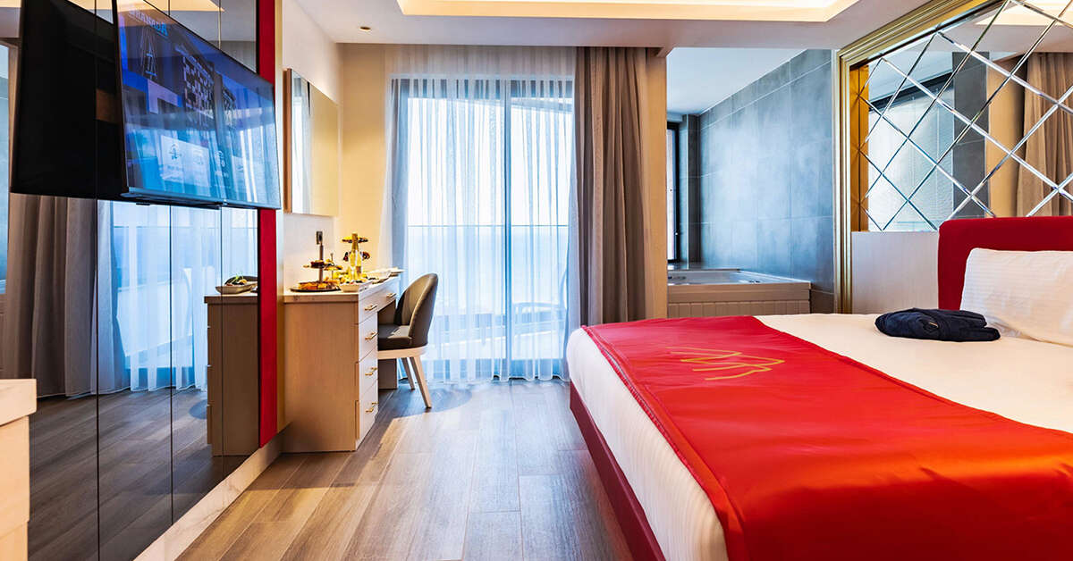 Een foto van Granada Luxury Red