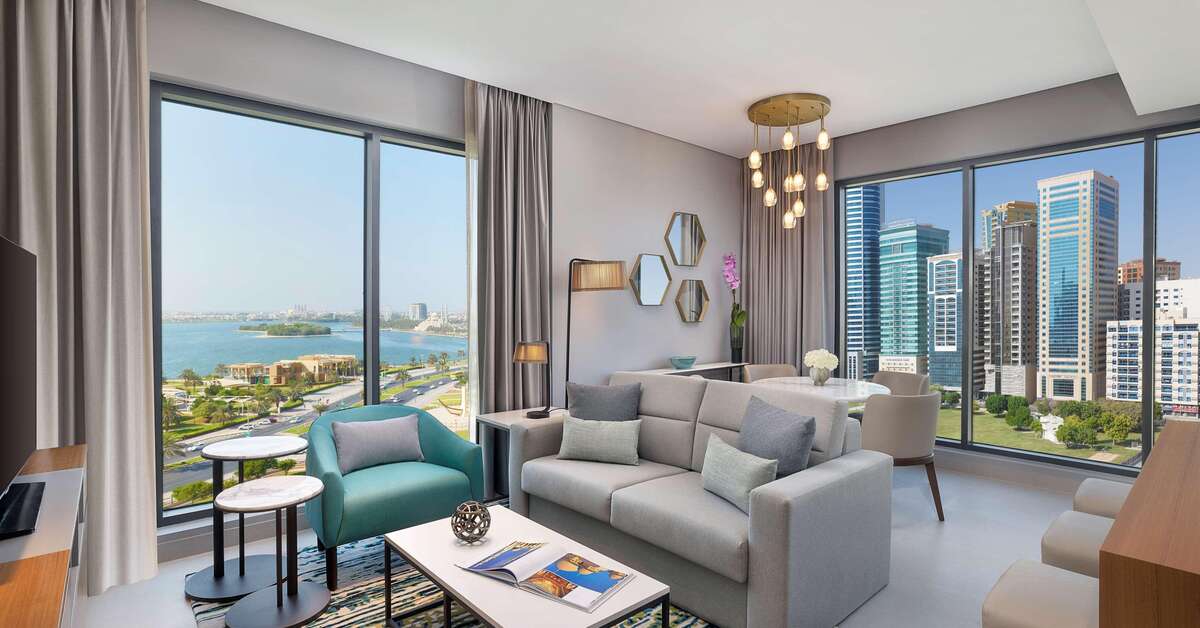 Een foto van DoubleTree by Hilton Sharjah Waterfront Hotel & Residences