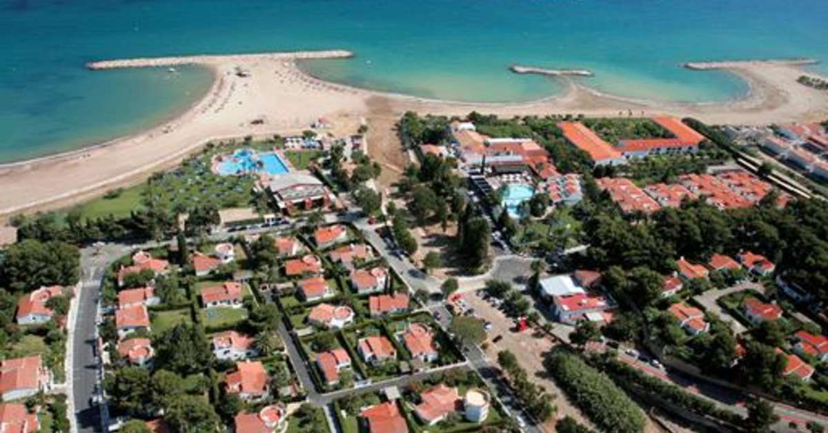 Een foto van het zwembad bij Estival Eldorado Resort