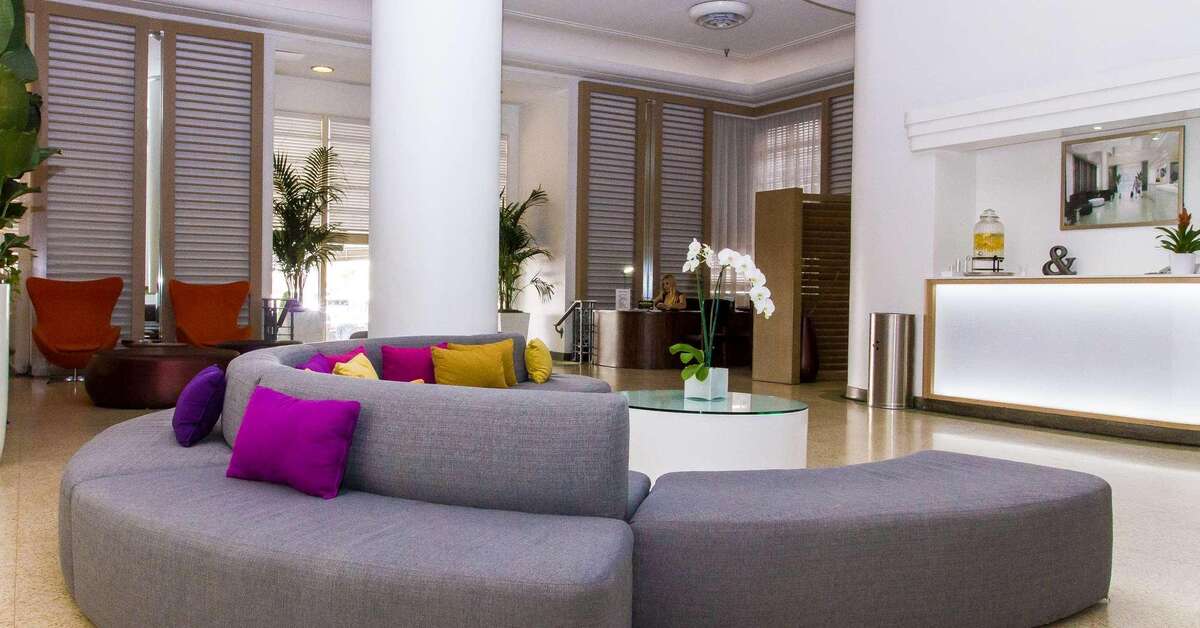 Een foto van Marseilles Hotel