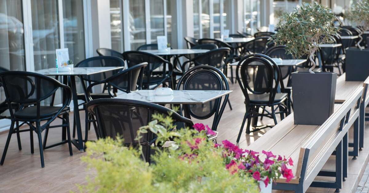 Ein Foto von der Terrasse im Regina Mare Hotel