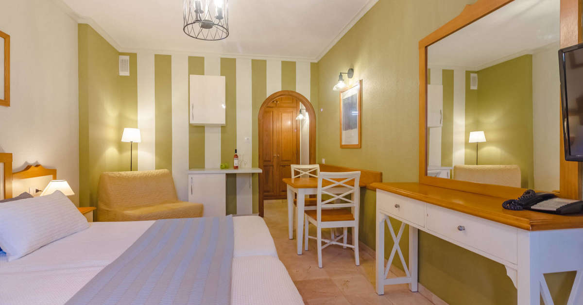 Ein Foto Klayman Olivina Aparthotel