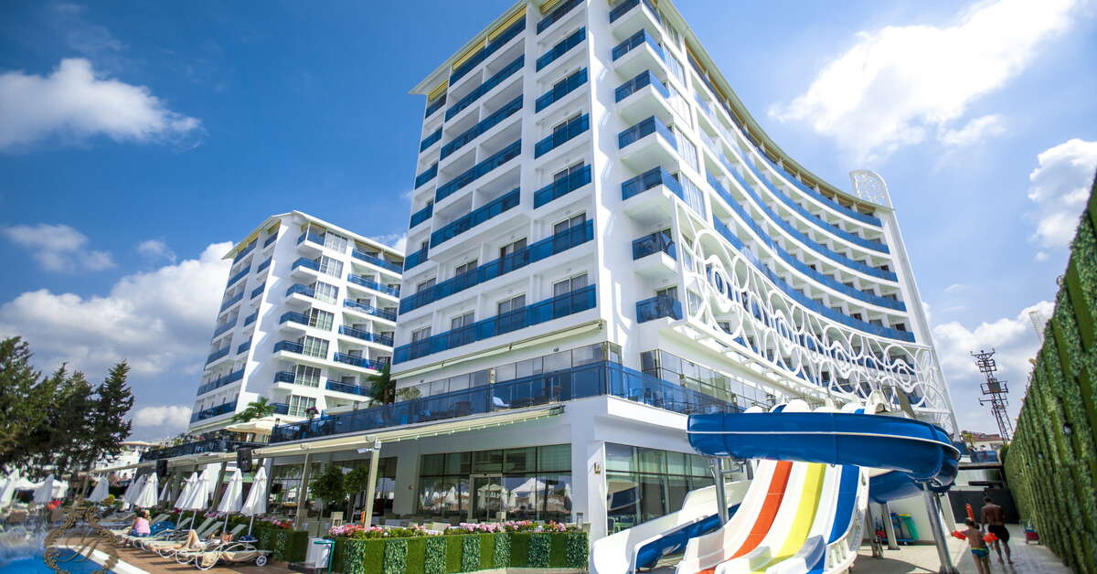 Ein Foto von einer Übersicht des Azura Deluxe Resort & Spa
