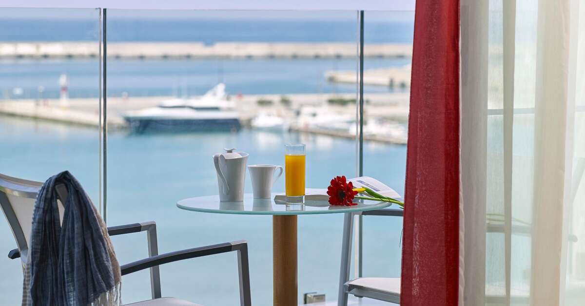 Ein Foto Kyma Suites Beach Hotel