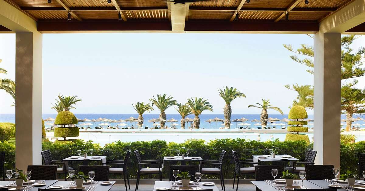 Ein Foto von den Einrichtungen im The Ixian Grand & All Suites