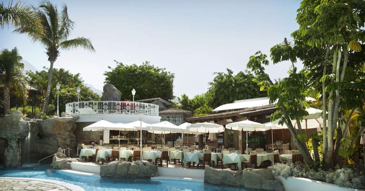 Een foto van het zwembad bij Hotel Jardines de Nivaria