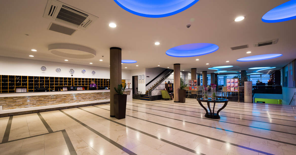 Een foto van het interieur van Hotel Zora