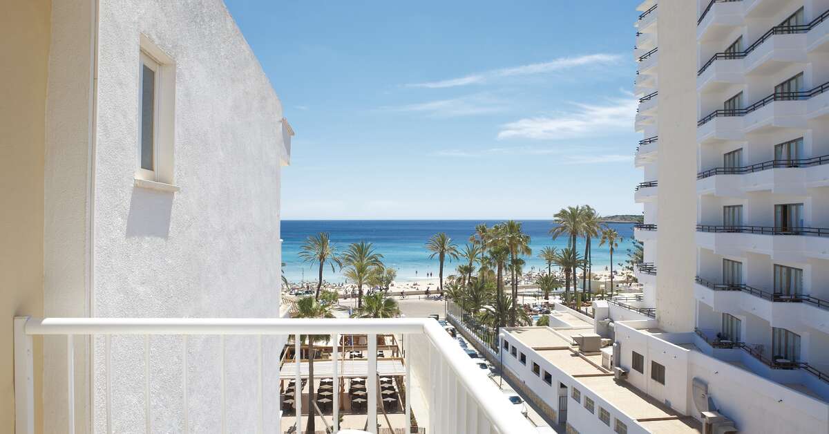 Ein Foto Universal Hotel Bikini