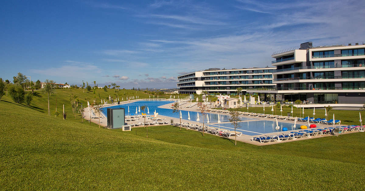 Een foto van een overzicht van Aparthotel Alvor Baia