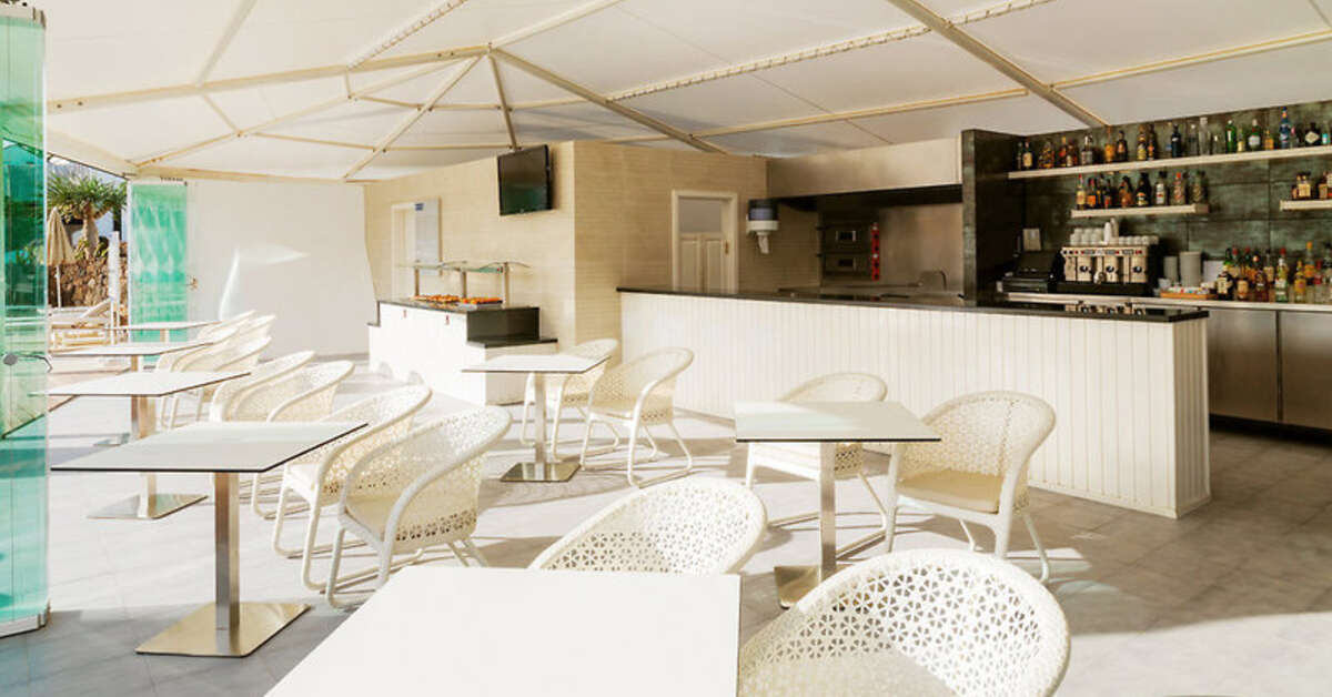 Een foto van de faciliteiten bij H10 White Suites