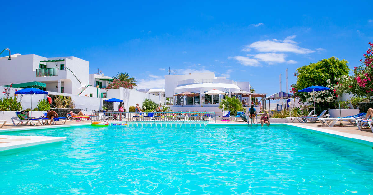 Ein Foto vom Pool im Apartments Livvo Oasis