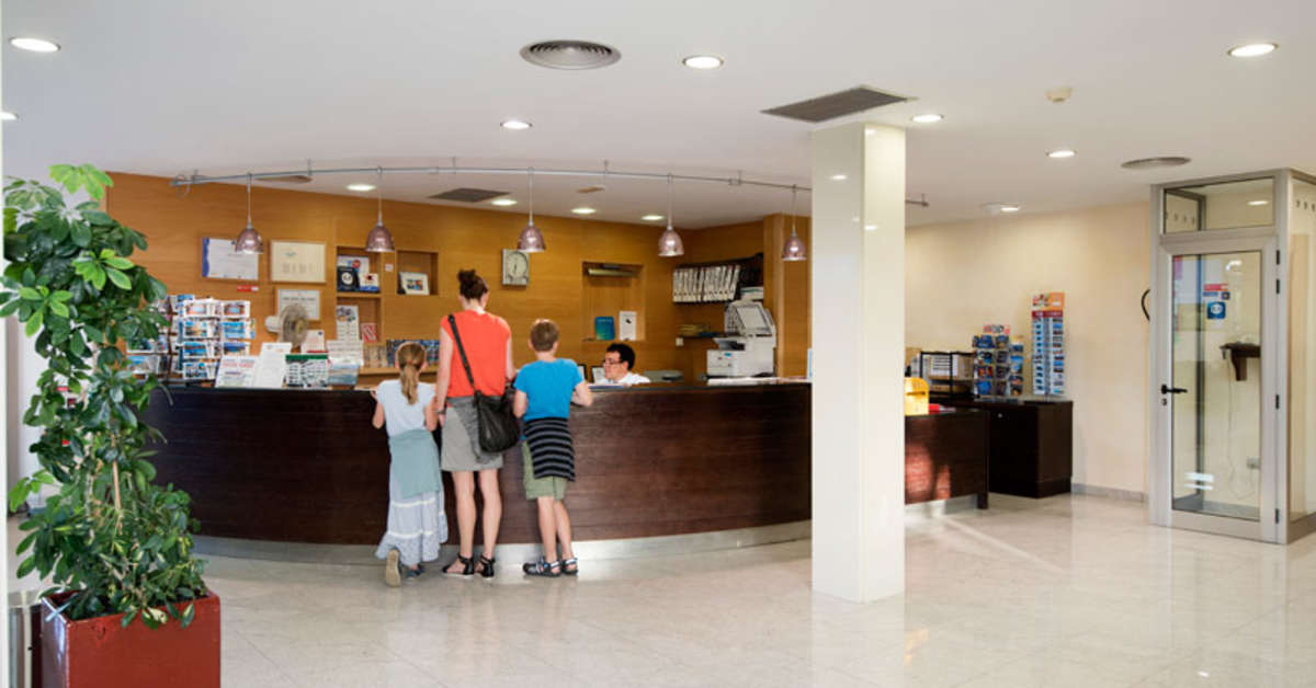 Een foto van het interieur van Floresta Aparthotel