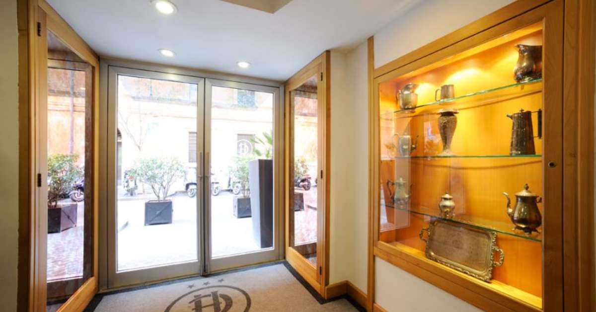 Een foto van het interieur van Hotel Diplomatic