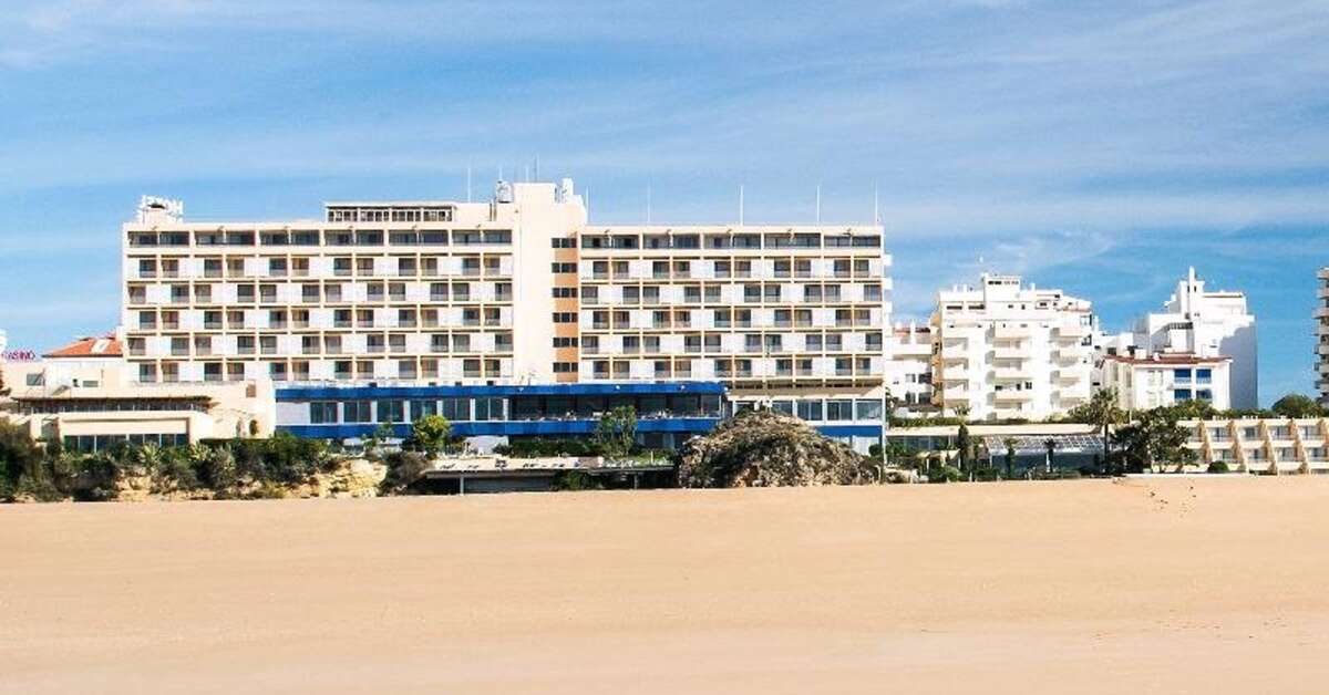 Een foto van de buitenkant van Algarve Casino Hotel