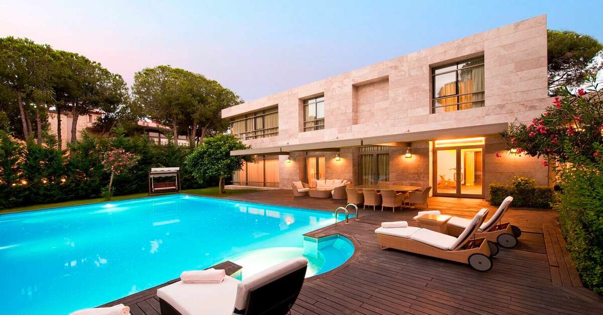 Ein Foto vom Pool im Gloria Serenity Resort