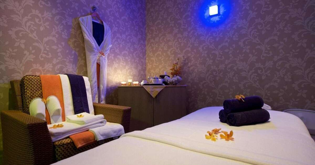 Een foto van de faciliteiten bij Time Grand Plaza Hotel