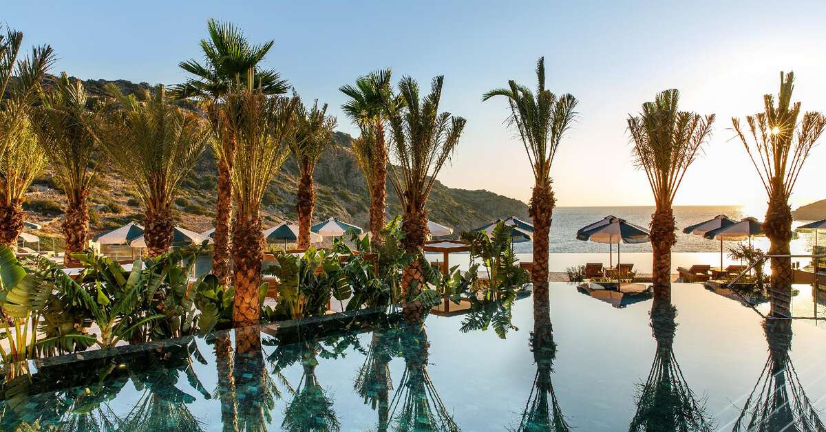 Een foto van het zwembad bij Daios Cove Luxury Resort & Villas