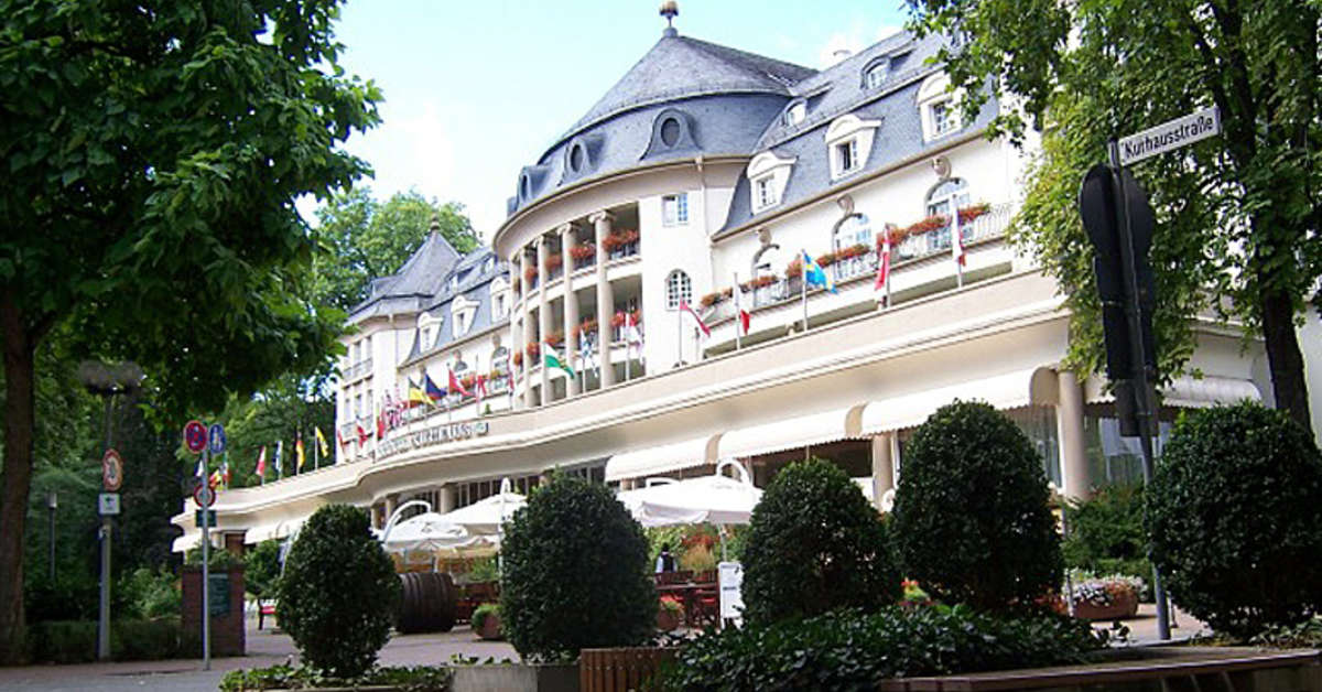 Ein Foto von der Außenansicht des PK Parkhotel Kurhaus