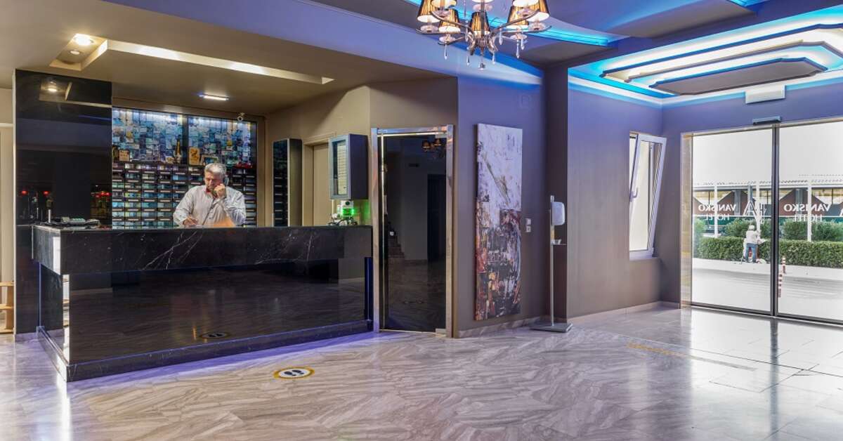 Een foto van het interieur van Vanisko Hotel