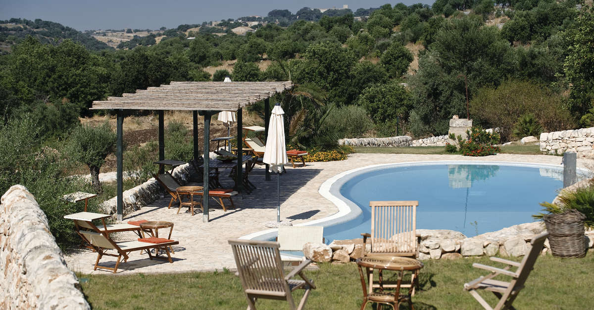 Een foto van het zwembad bij Relais Parco Cavalonga