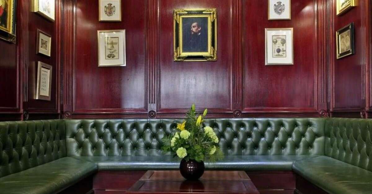 Een foto van het interieur van Gem Fitzrovia Hotel
