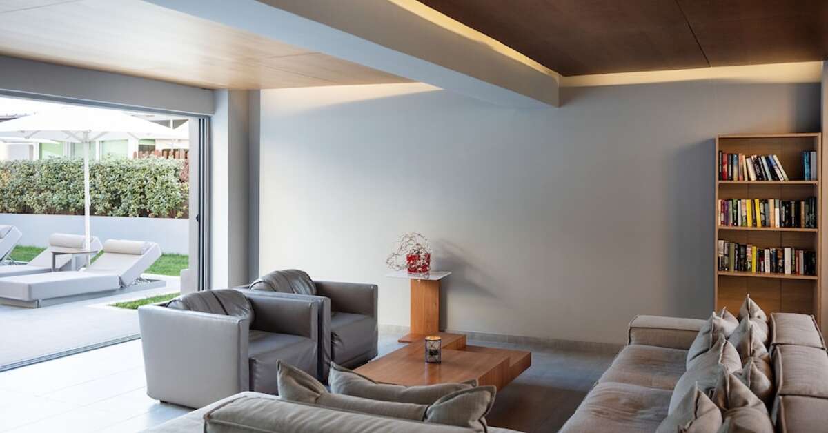 Een foto van het interieur van Oktober Downtown Boutique Hotel