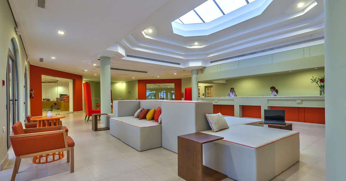 Een foto van het interieur van Giannoulis Almyra Hotel & Village