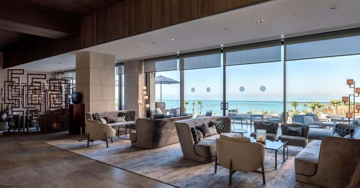 Een foto van het interieur van Amara Hotel