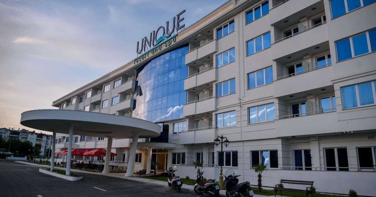 Een foto van de buitenkant van Unique Resort & Spa