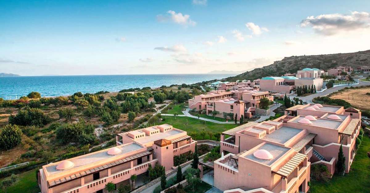 Een foto van de buitenkant van Atlantica Belvedere Resort