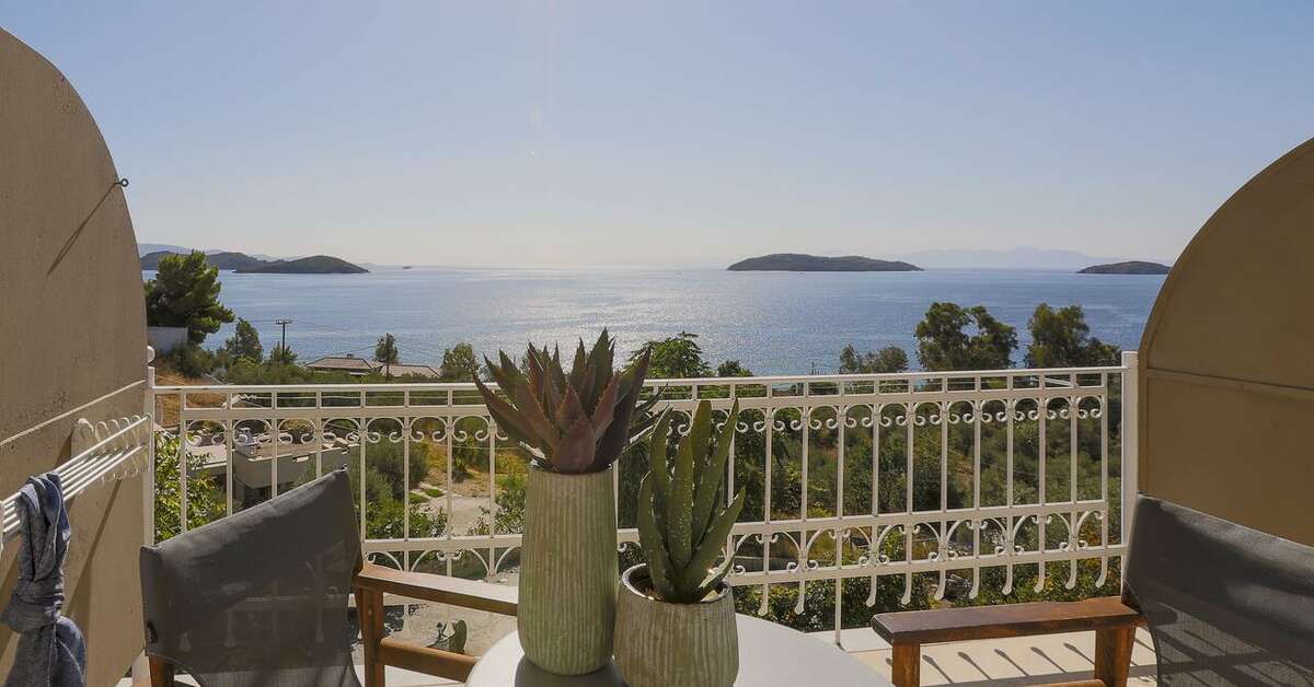 Ein Foto von der Terrasse im Irida Aegean View