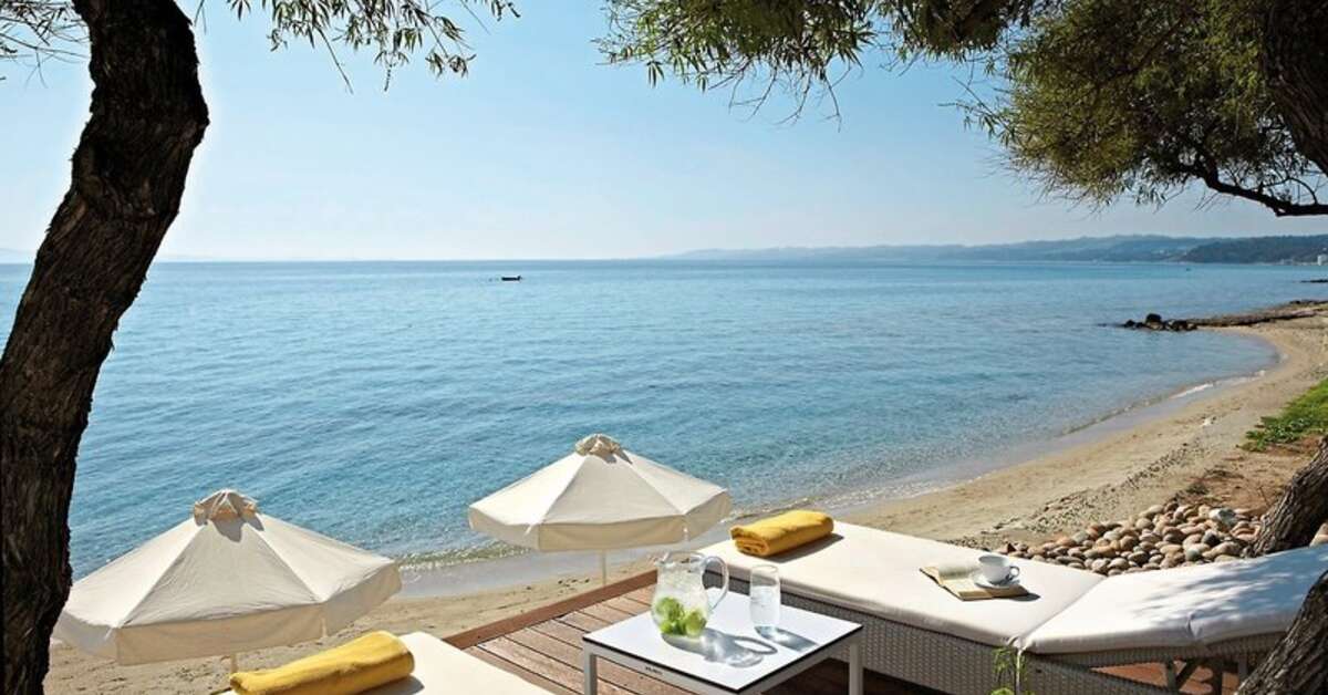 Een foto van het strand bij Afitis The Boutique Hotel