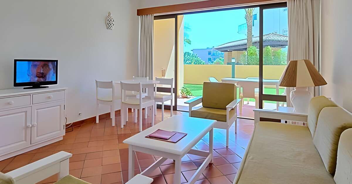 Ein Foto Meia Praia Lagos Beach Club Apartments