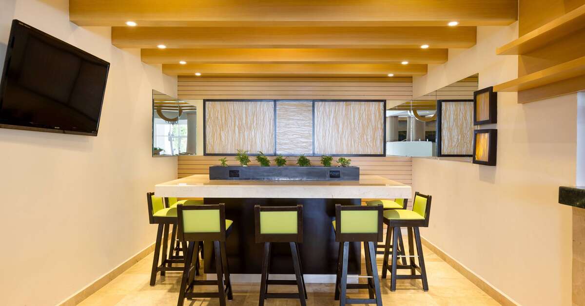 Ein Foto Courtyard by Marriott Cancun Airport