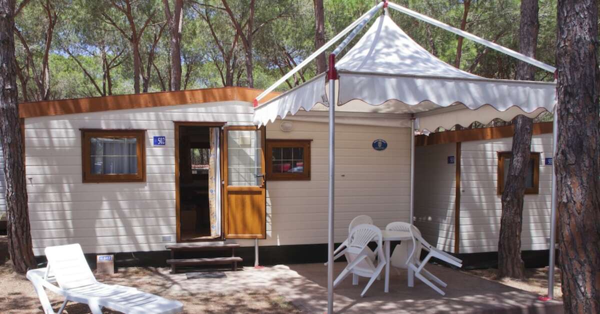 Een foto van de buitenkant van Camping Village Baia Blu La Tortuga