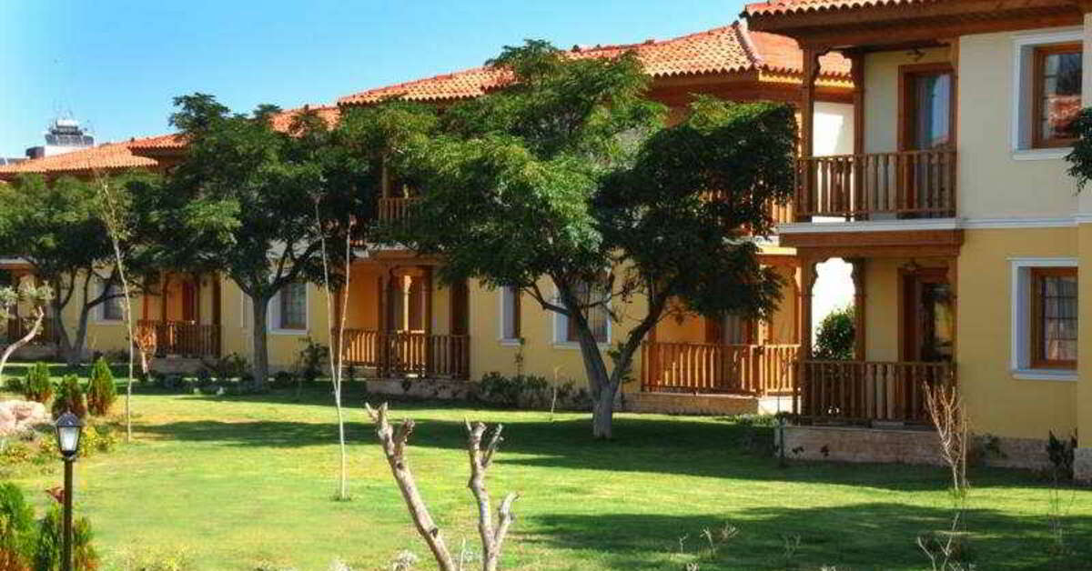 Een foto van de buitenkant van Angora Beach Resort
