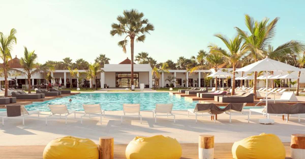 Een foto van het zwembad bij Sunprime Tamala Beach