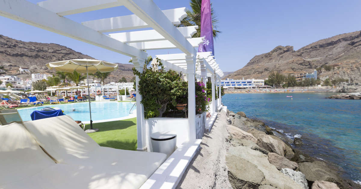 Een foto van het zwembad bij Hotel Livvo Puerto de Mogan