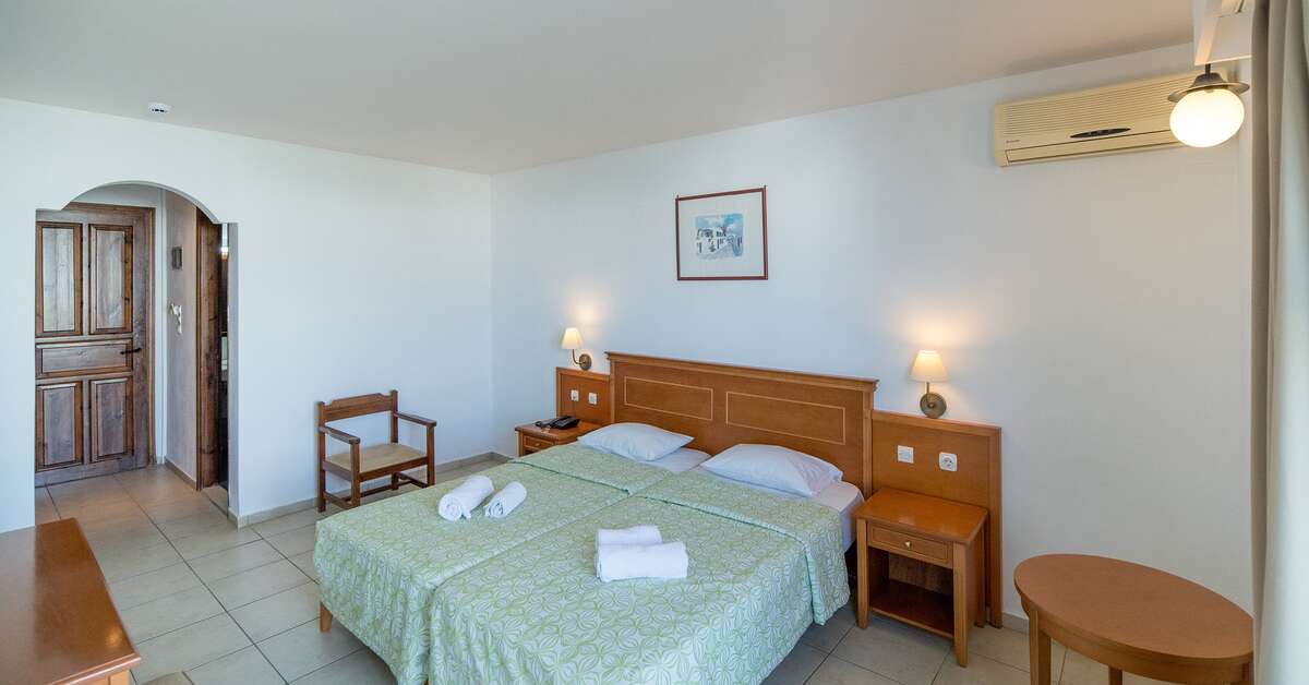 Ein Foto Semiramis Village Hotel