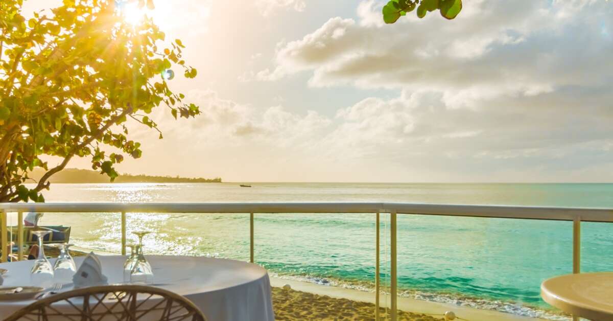 Een foto van de faciliteiten bij Travellers Beach Resort