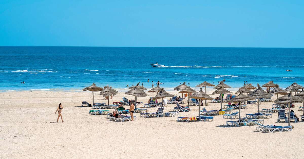 Een foto van het strand bij Calimera Yati Beach