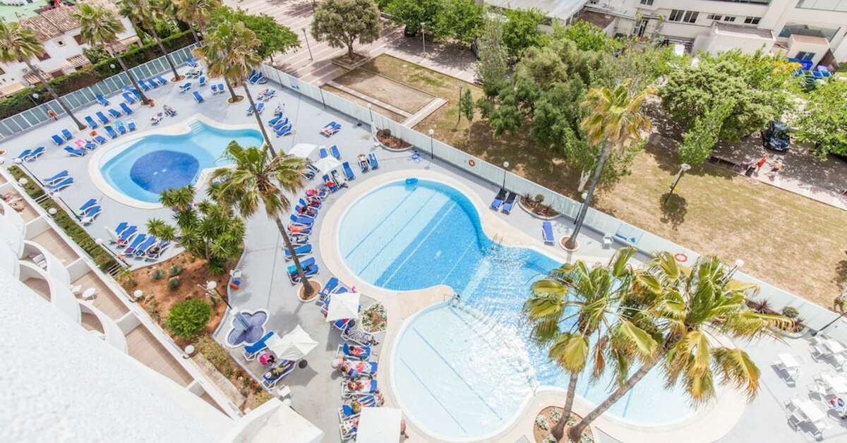 Een foto van het zwembad bij Blue Sea Gran Playa