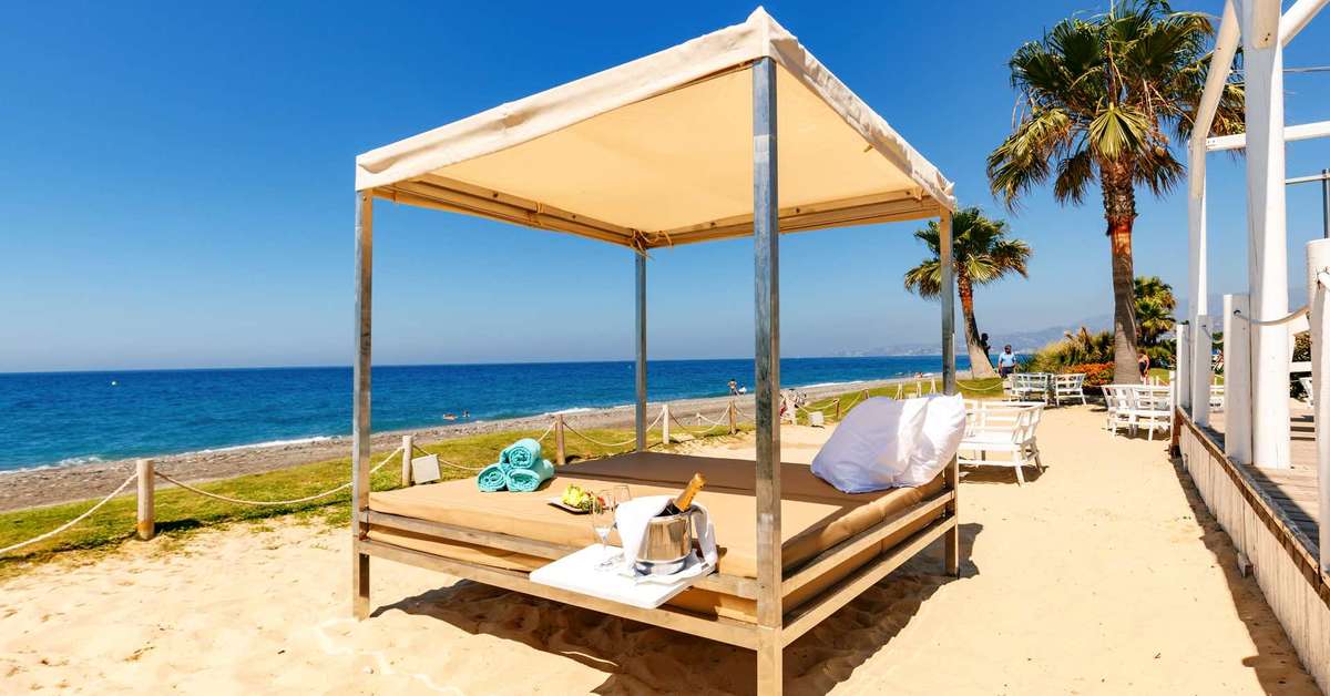 Een foto van het strand bij Impressive Playa Granada Golf