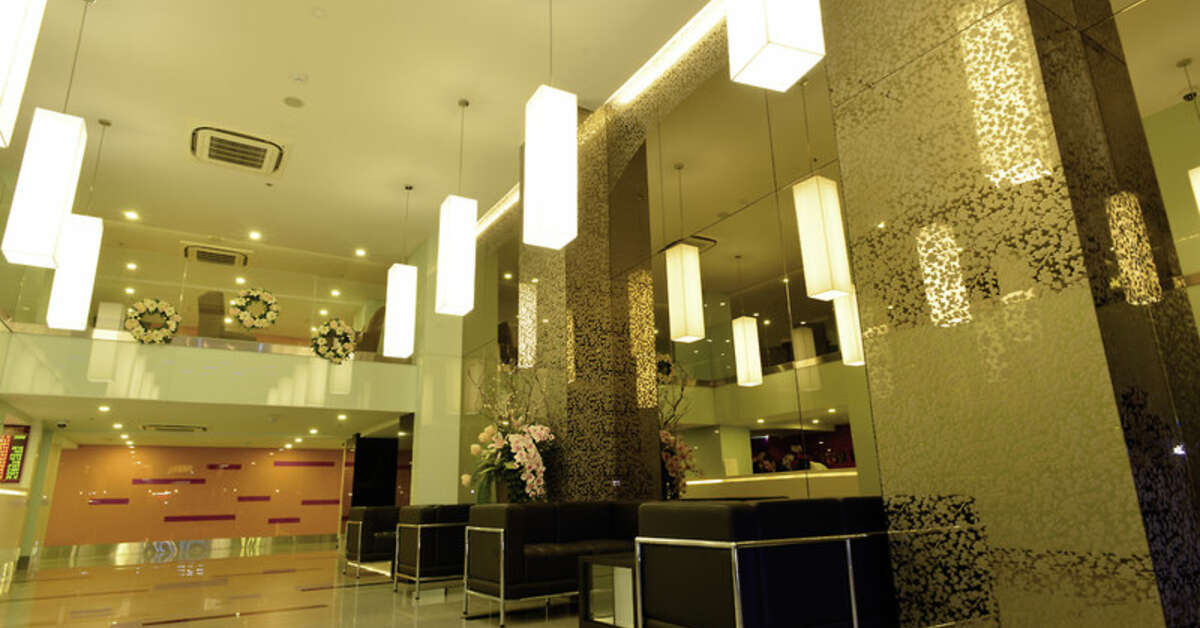 Een foto van het interieur van Royal Bangkok @ Chinatown