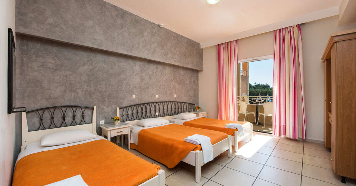 Ein Foto Kavos Plaza