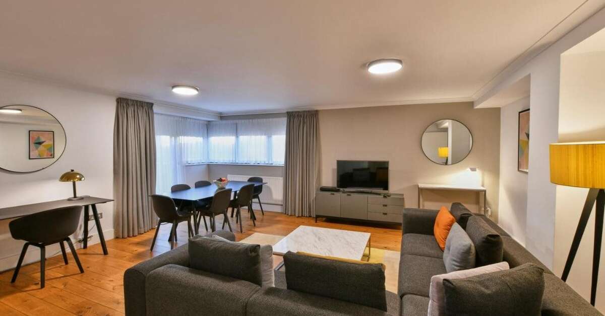 Een foto van Monarch House Kensington