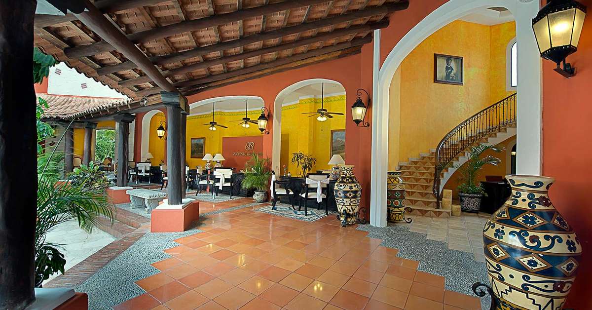 Een foto van het interieur van Occidental Cozumel
